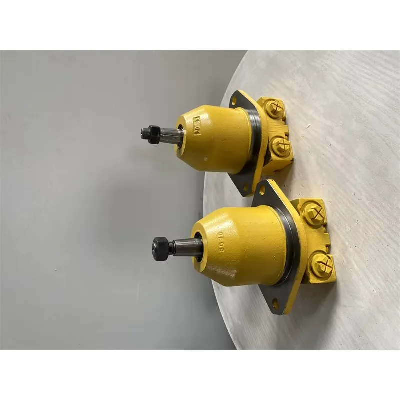 صمام هيدروليكي 810E 1010E 1070E 1110E 1170E 1210E 1270E محرك هيدروليكي F070823 مضخة تروس #4