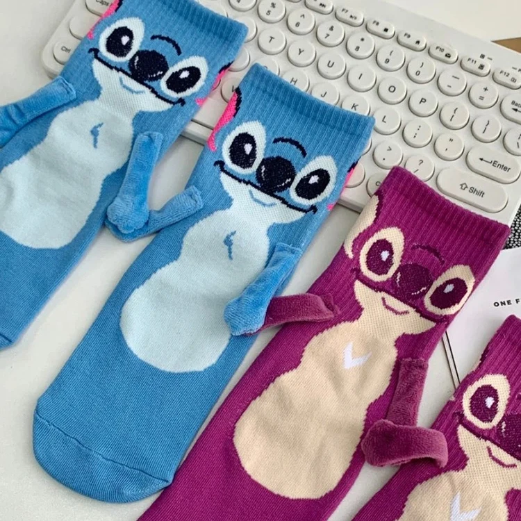 غرزة المغناطيس اليد في اليد جورب الكرتون متعة الموضة لينة مريحة الإبداعية الكبار الأطفال عيد الميلاد تخزين لعبة هدية