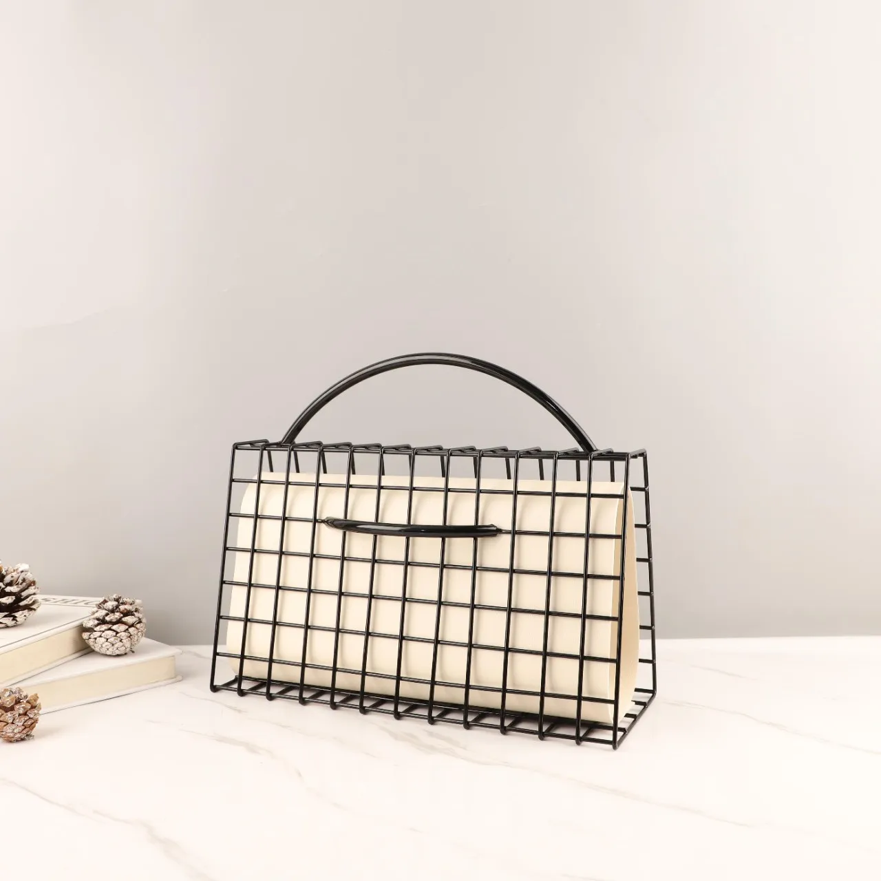 

Creative wrought iron metal leather mesh handbag desktop ornament bedroom entrance home decoration