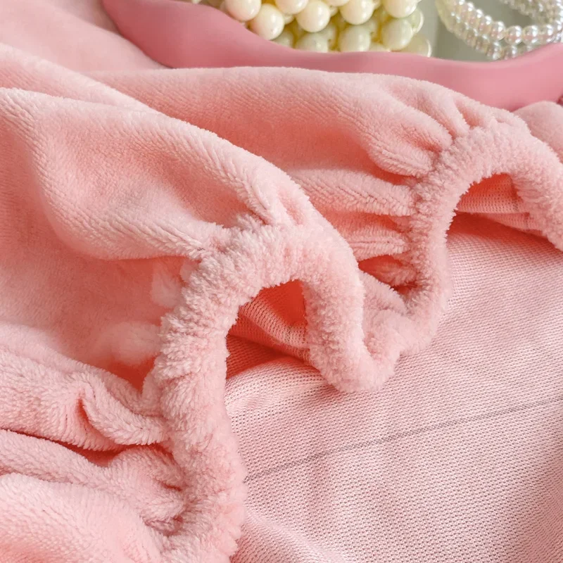 غطاء مرتبة دافئ من القطيفة الناعمة مادة شتوية مخملية ملاءة سميكة غطاء سرير دافئ واقي مرتبة أحجام متعددة