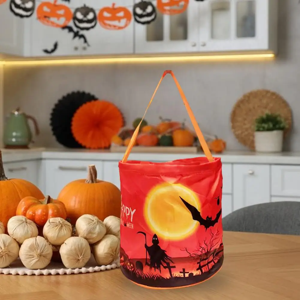 Trick-or-treat Basket Light-up Halloween Candy Bag with Led Lights for Trick or Treat Reusable Goody Basket for Kids Pumpkin