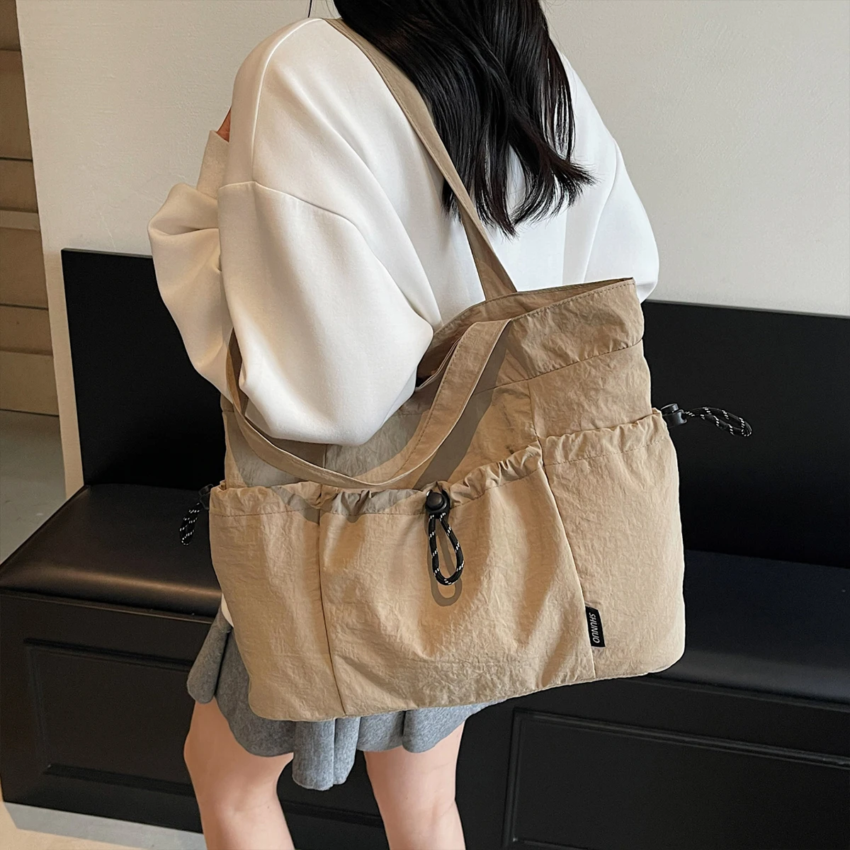 2026 Neues Modell Arbeitstasche, Große Kapazität Nylon Leichte Umhängetasche, Casual Handtasche, Studenten-Schultertasche, für Einkaufen, Wandern, Sport