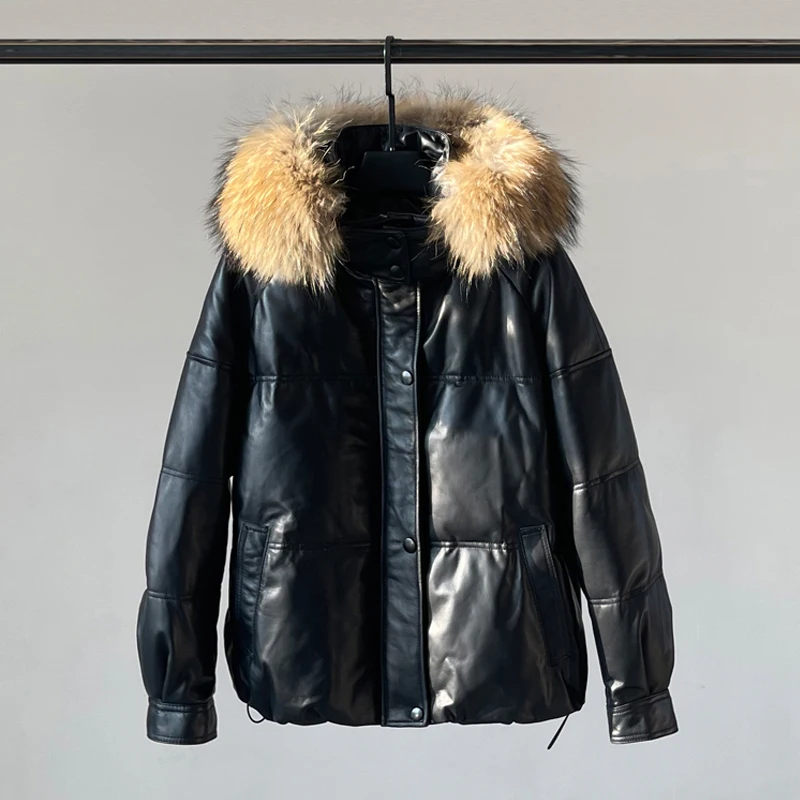 Doudoune en cuir véritable pour femme, col en fourrure de raton laveur, à capuche, en peau de mouton, duvet de canard blanc, manteaux chauds épais, hiver 2025