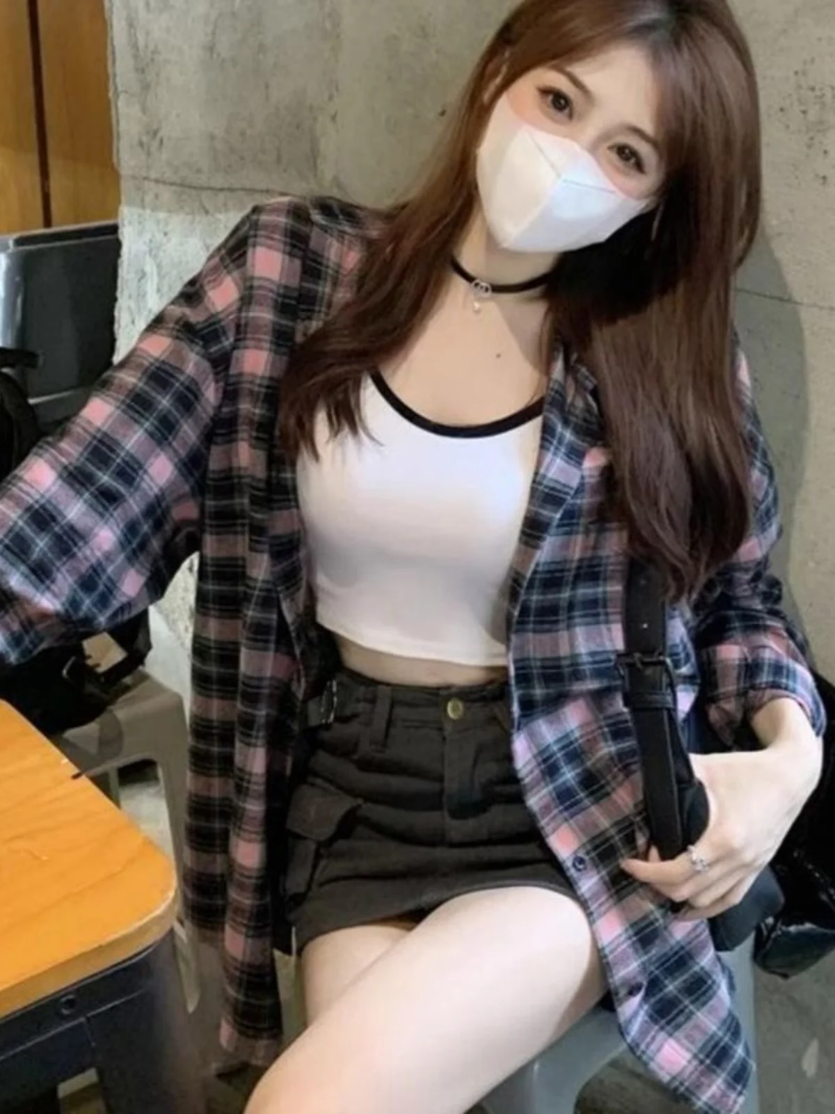 

Retro Korean Plaid Shirt Women's New Design Loose Long Sleeve Collar Slimming Top Street Style Neutral Button Shirt