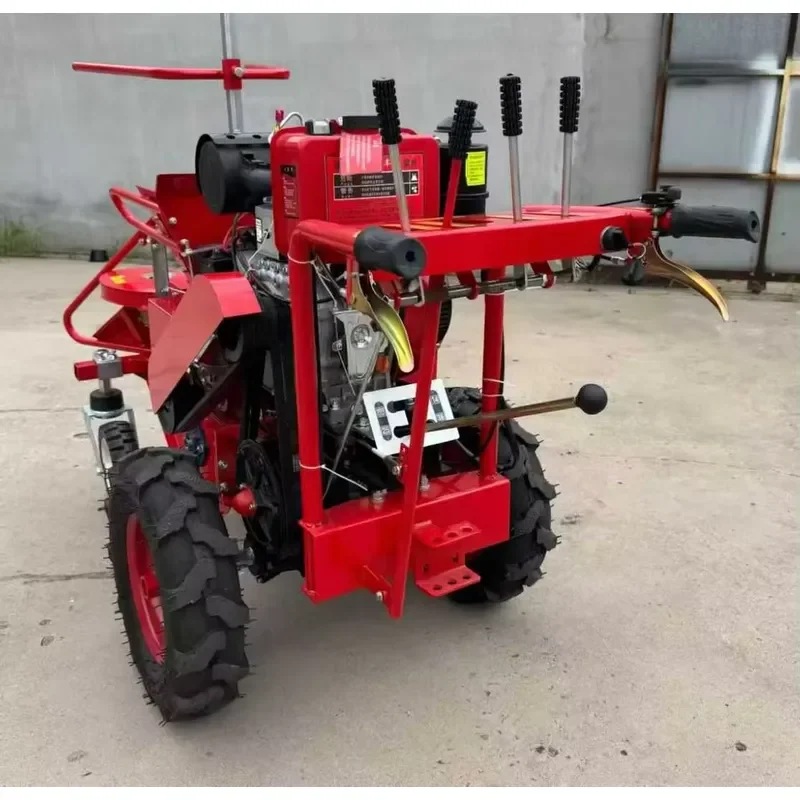 Small Single-row Corn Harvester Reduces Manpower in Corn Planting and Harvesting Equipment