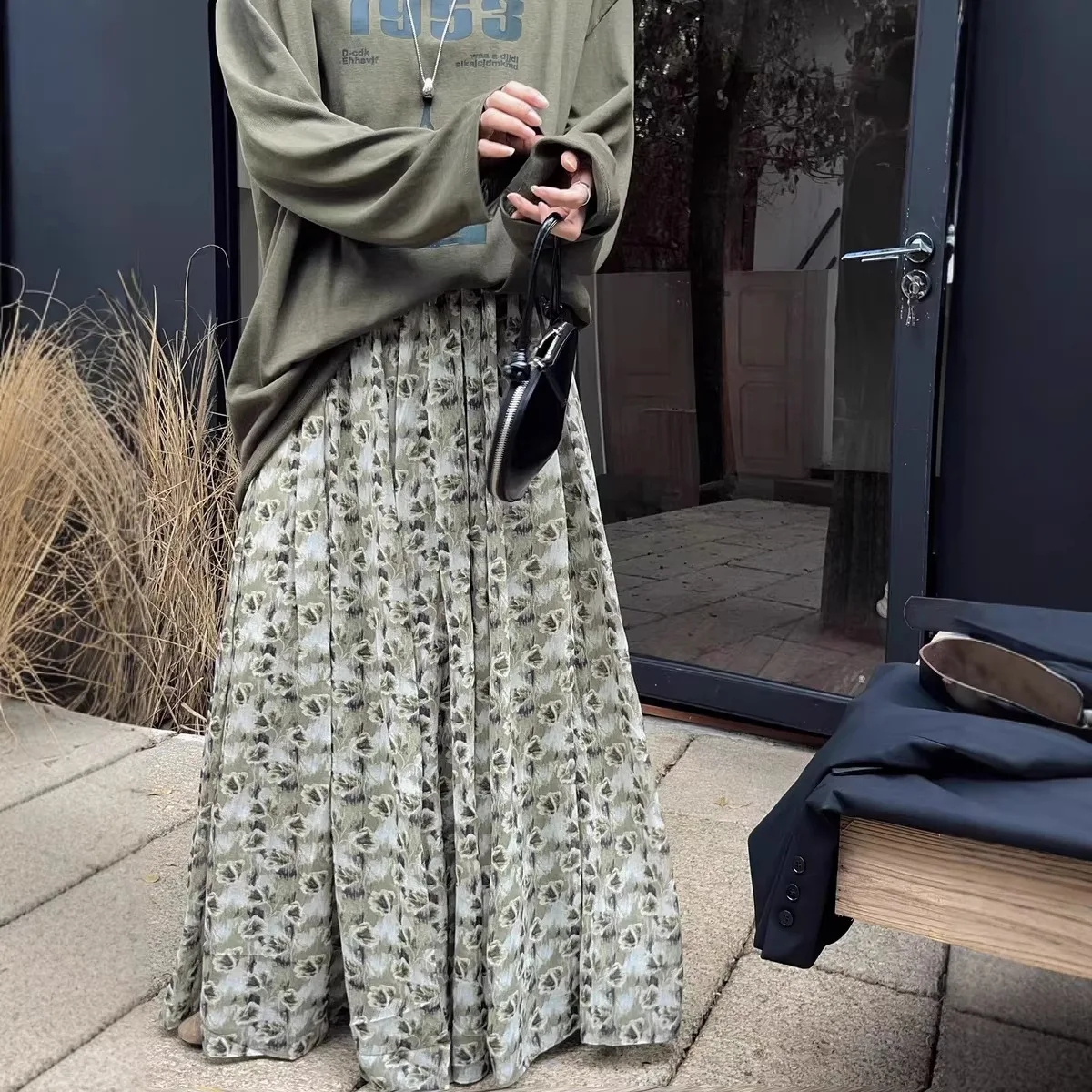 

2026 Spring Summer New Floral Print Maxi Skirt Women High Waist Chiffon Long Skirt Elegant Big Swing Boho Beach Skirts