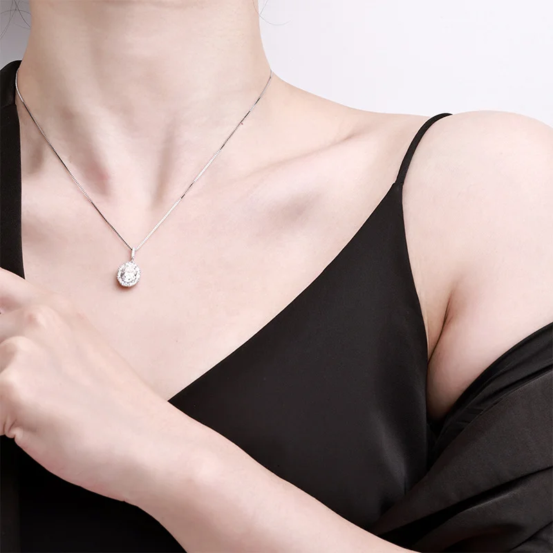 قلادة مويسانيتي مستديرة إكسسوارات بسيطة شخصية للنساء موضة S925 قلادة من الفضة الاسترليني