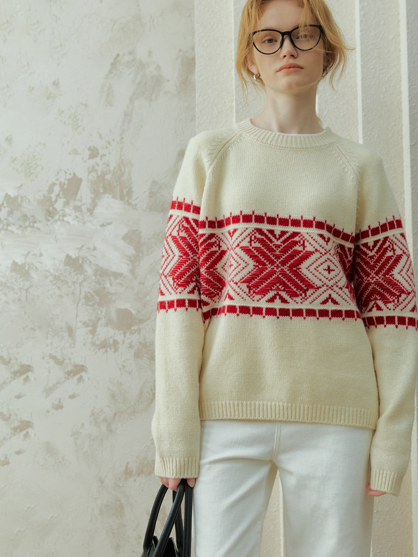 

Oz Nordic Retro Fair Isle Snowflake Embroidery 2 Color Wool round Ne Sweater Women's Autumn Winter Knitted Sweater