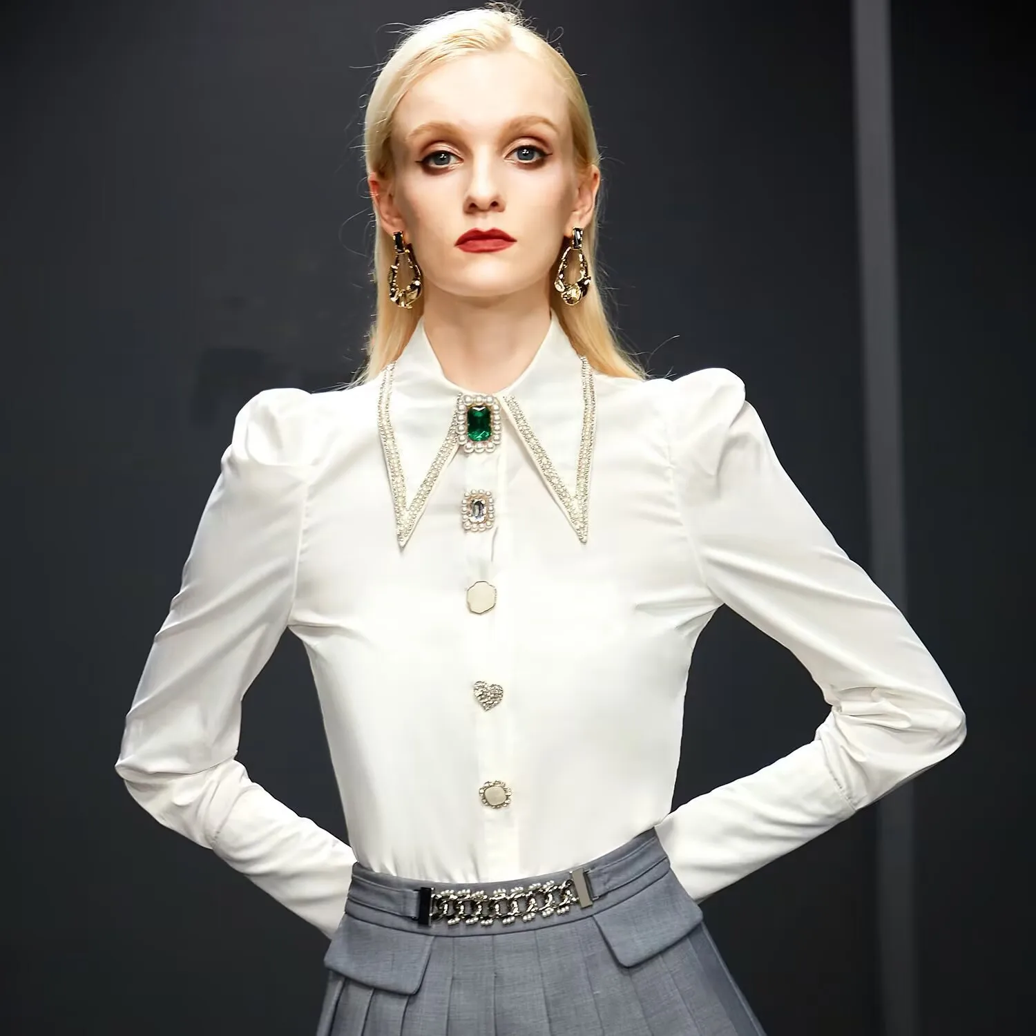 

Spring Autumn Women Clothing Beading Doll Collar Shirt Vintage Blouse Women Longsleeve Dress Shirt Female Luxury Shirt New 2025