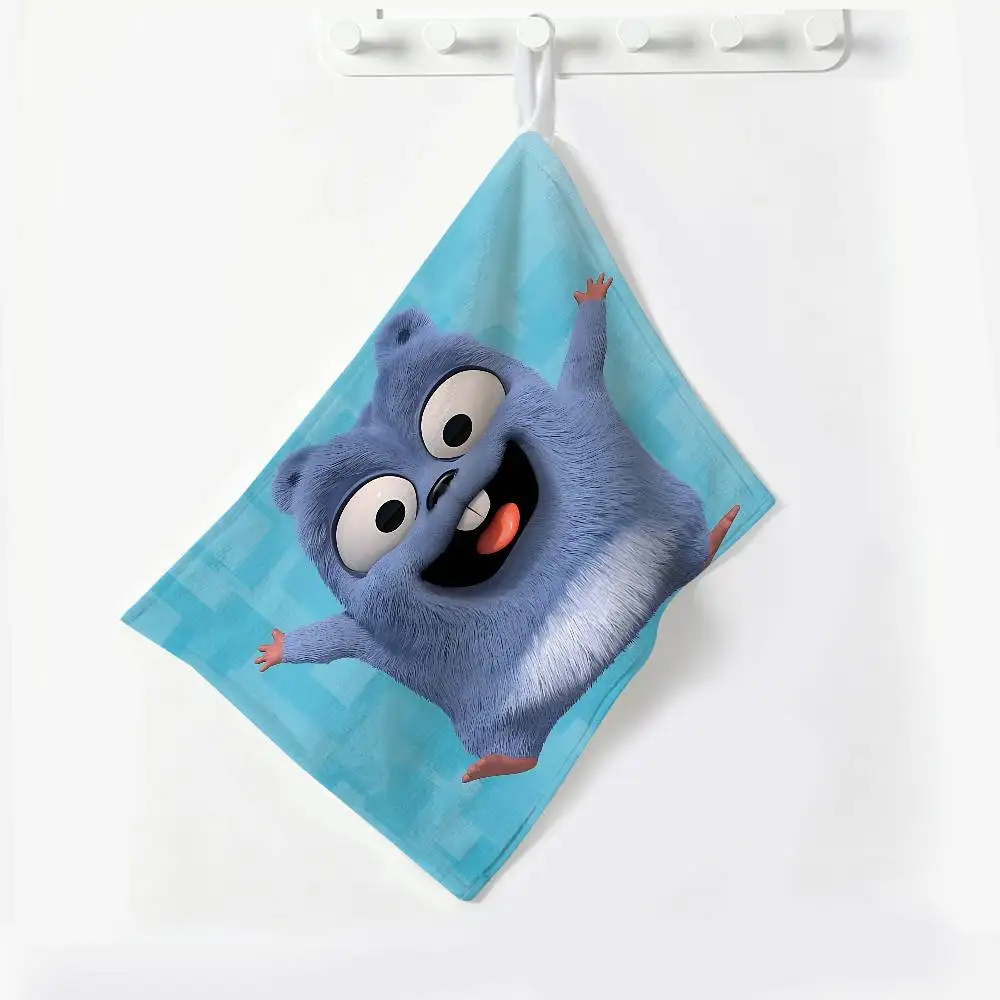 Grizzly And Lemmings Hanging Kitchen Towel, Polyester Cotton Material, Multipurpose Hand Wiping Towel for Family