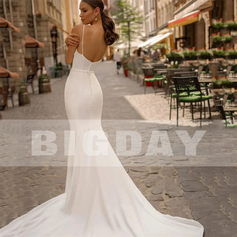 Elegant Mermaid Wedding Dresses Spaghetti Straps Boat-Neck Backless Pleat Bridal Gown Sweep Train Vestidos De Noiva Customized