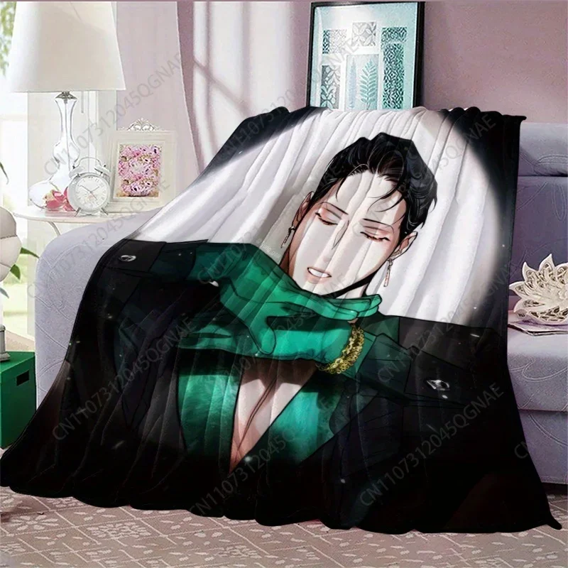 Custom 230GSM Flannel Caesar Champagne & Manhwa Roses Anime Manga Poster Design Throw Blanket - Soft Retro Style All-Season Cozy