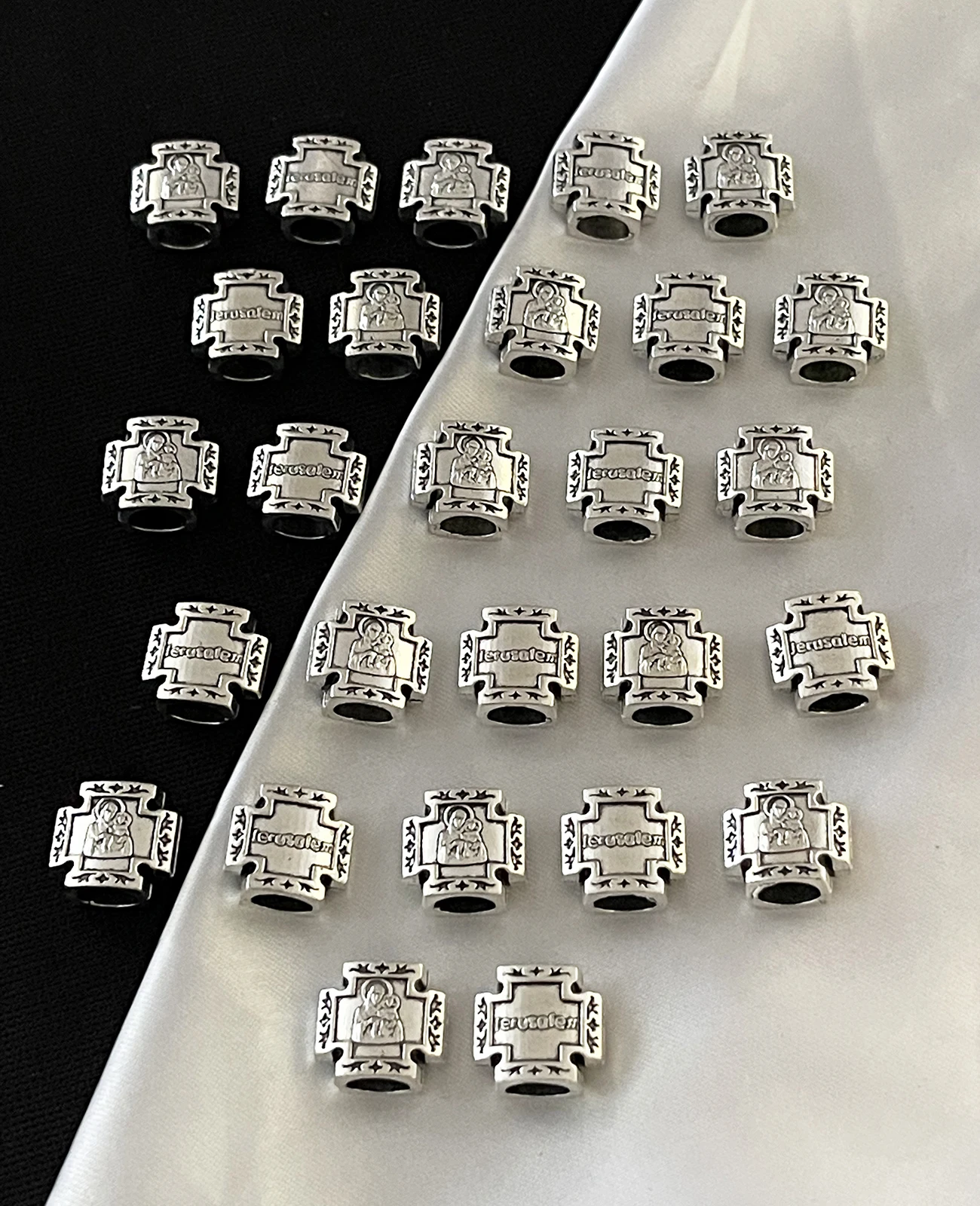 Diyalo 20 Stück Säugling Jesus Jerusalem Kreuz Heilige Maria Spacer Perlen für DIY Armband Halskette Rosenkranz Rosenkranz Schmuckherstellung Teile – Detail 2