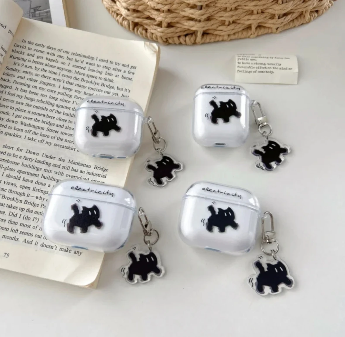 حافظة سماعة رأس كرتونية لأجهزة Apple Airpods 4 2 3 1 Pro2 3 غطاء لطيف سماعة لاسلكية تعمل بالبلوتوث غطاء حماية مع قلادة #1