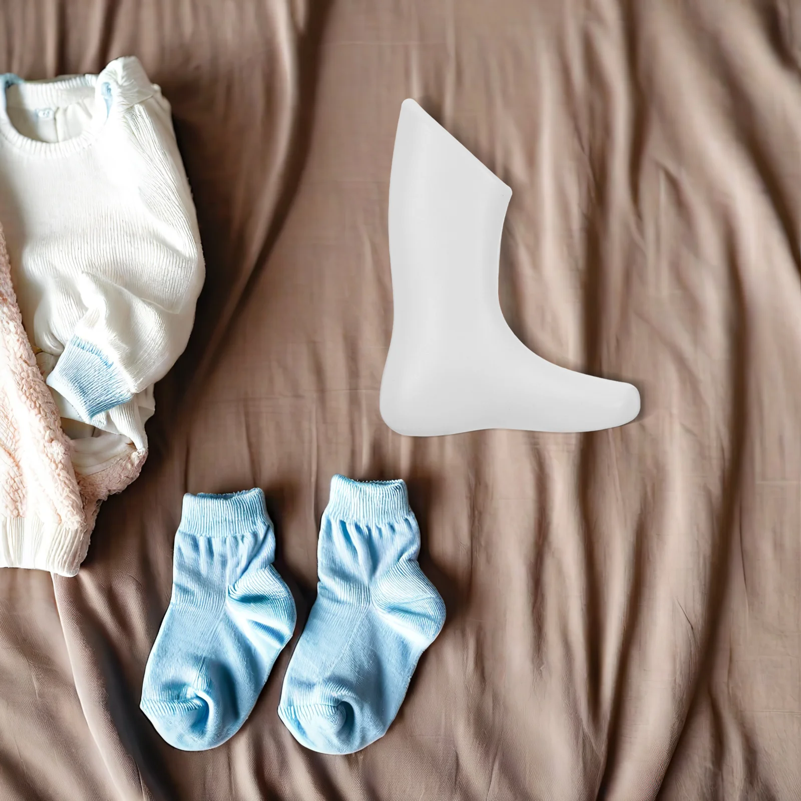 

4pcs Shoe Sock Display Stand 14Cm Plastic Foot Mold For Shoes Support Shape Retention Lightweight Holder Store Home