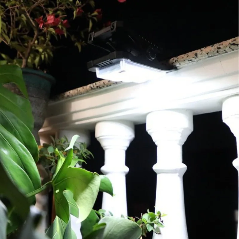 

Outdoor Solar Clip Light, PIR Motion Sensor, Waterproof Solar Wall Lamp for Home Garden Yard Patio