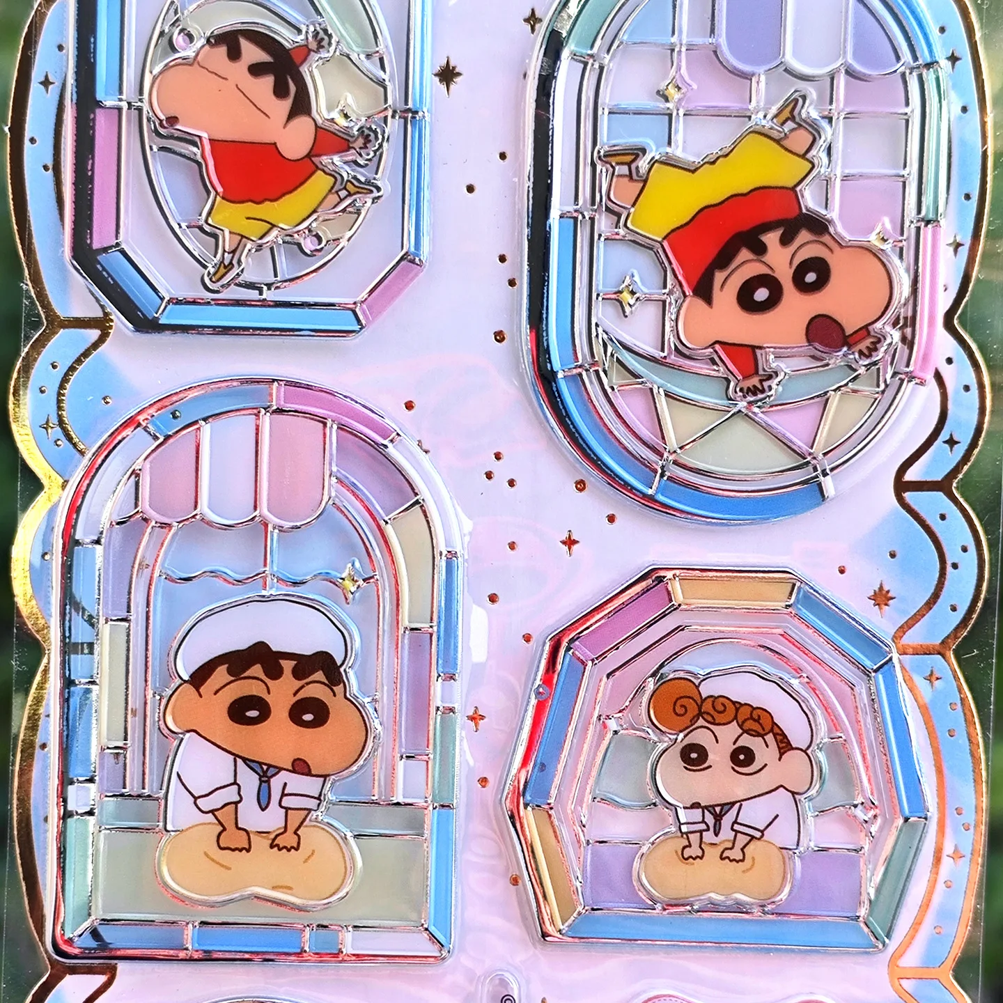 Adesivo de Cristal 3D em Relevo Crayon Shin-chan para Janela, Adesivo DIY Estético e Fofo para Scrapbooking e Decoração de Capas de Celular