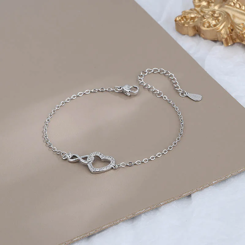 Openwork Sparkling Heart Infinity Symbol Bracelet Fashionable Women's Silver Plated Jewelry Gift for Girls Ladies 15-18cm