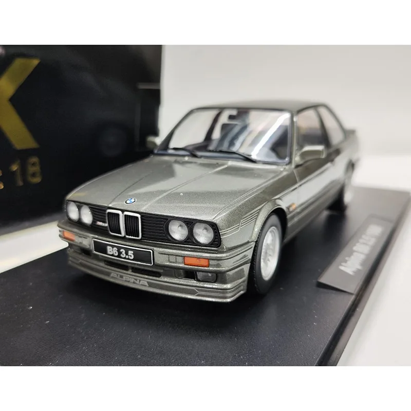 Kk 1/18 Scale B6 3.5 1988 Alloy Car Model Collection Ornaments