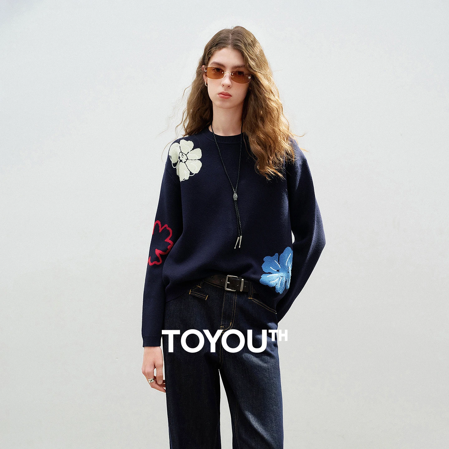 

TOYOUTH женские вязаные топы из мягкой пряжи, весна 2026, новые жаккардовые блузки с круглым вырезом и ботаническим цветочным принтом