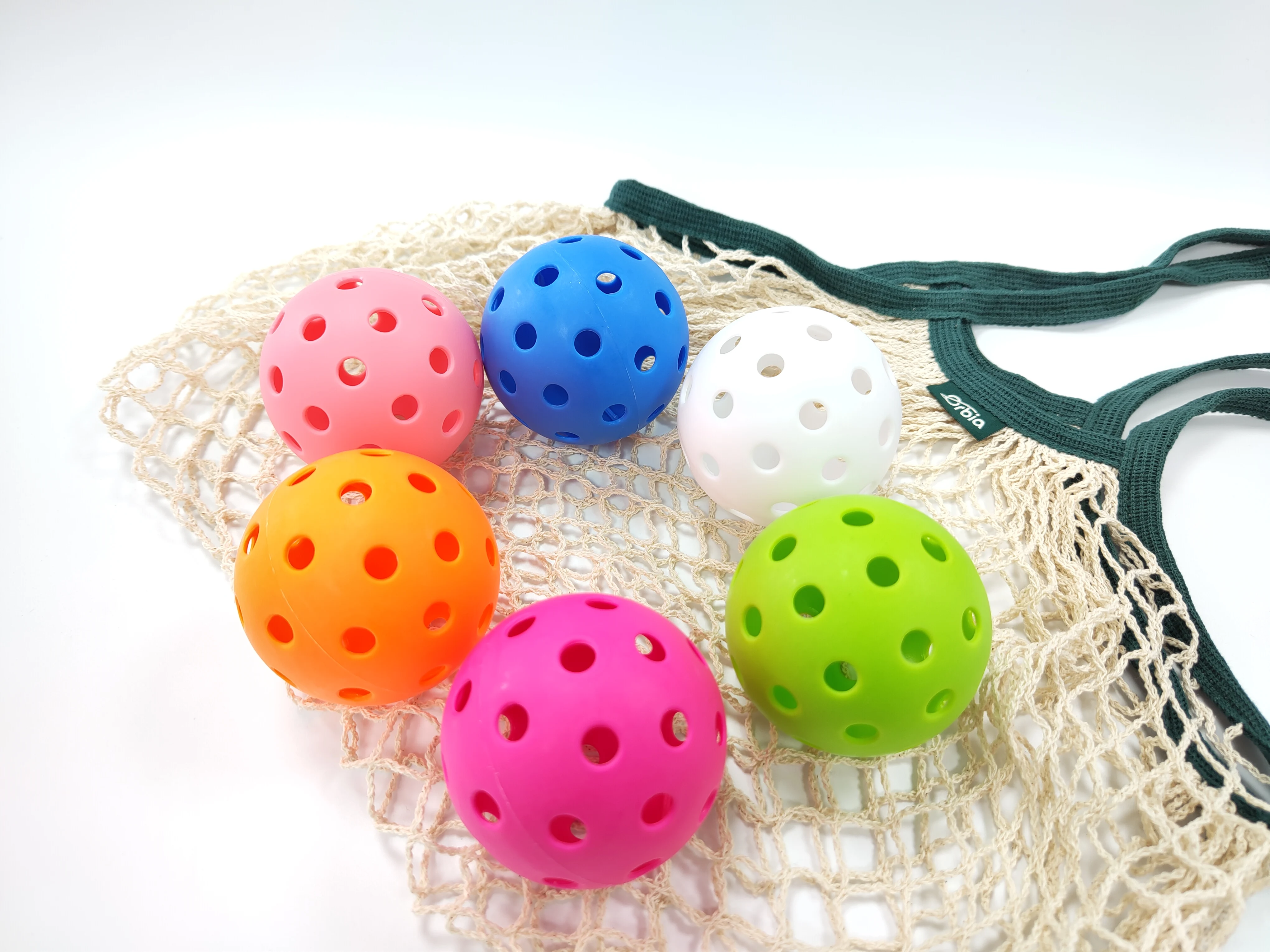 Orbia Sports 3Pcs Durable Pickleball Balls Outdoor 40 Holes Training Pickleball Accessories 74mm Standard Pickle Balls