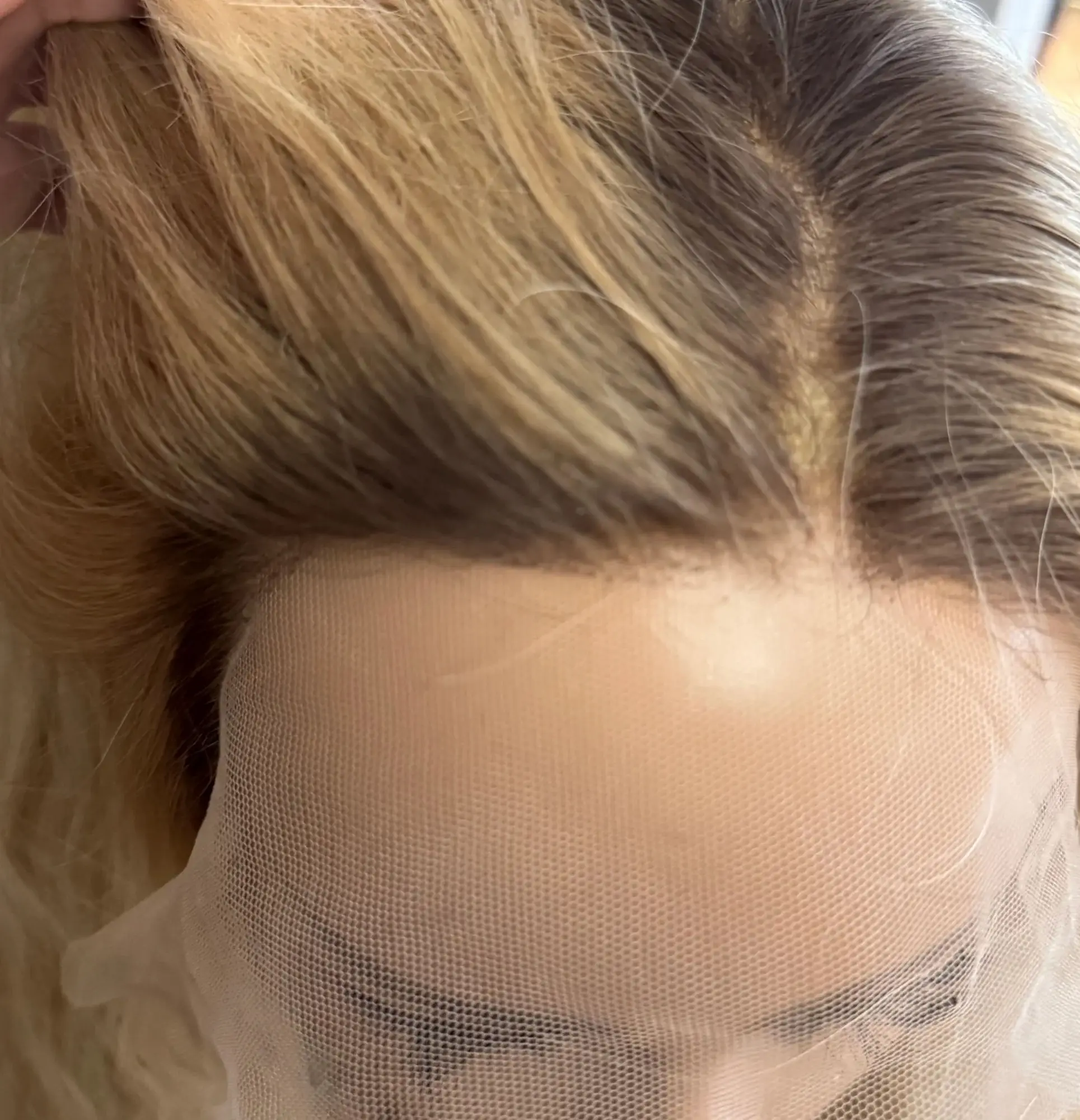 نظرة واقعية أشقر فاتح لينة الظل الجذر موجة عميقة شعر مستعار اصطناعي 24 "طويل طول شعر مستعار مختلط 13x4 HD الدانتيل شعر مستعار أمامي الاستخدام اليومي #4