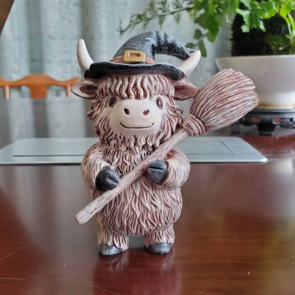 

Crafts Resin Christmas Highland Cow Statue Funny Cute Cow Figurine Decorative Animal Sculpture Farmhouse