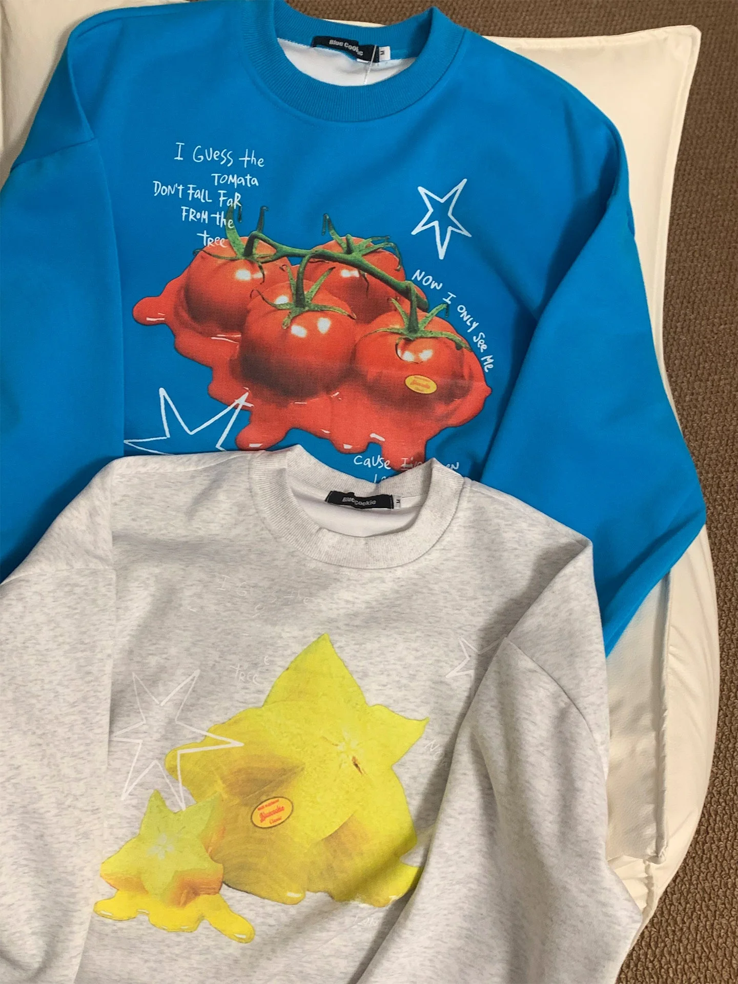 

Korean Sle round Ne Fruit Print Long Sve Loose Fit Slimming Effect Women's Sweatirt Casual Breathable Wear for Teens...