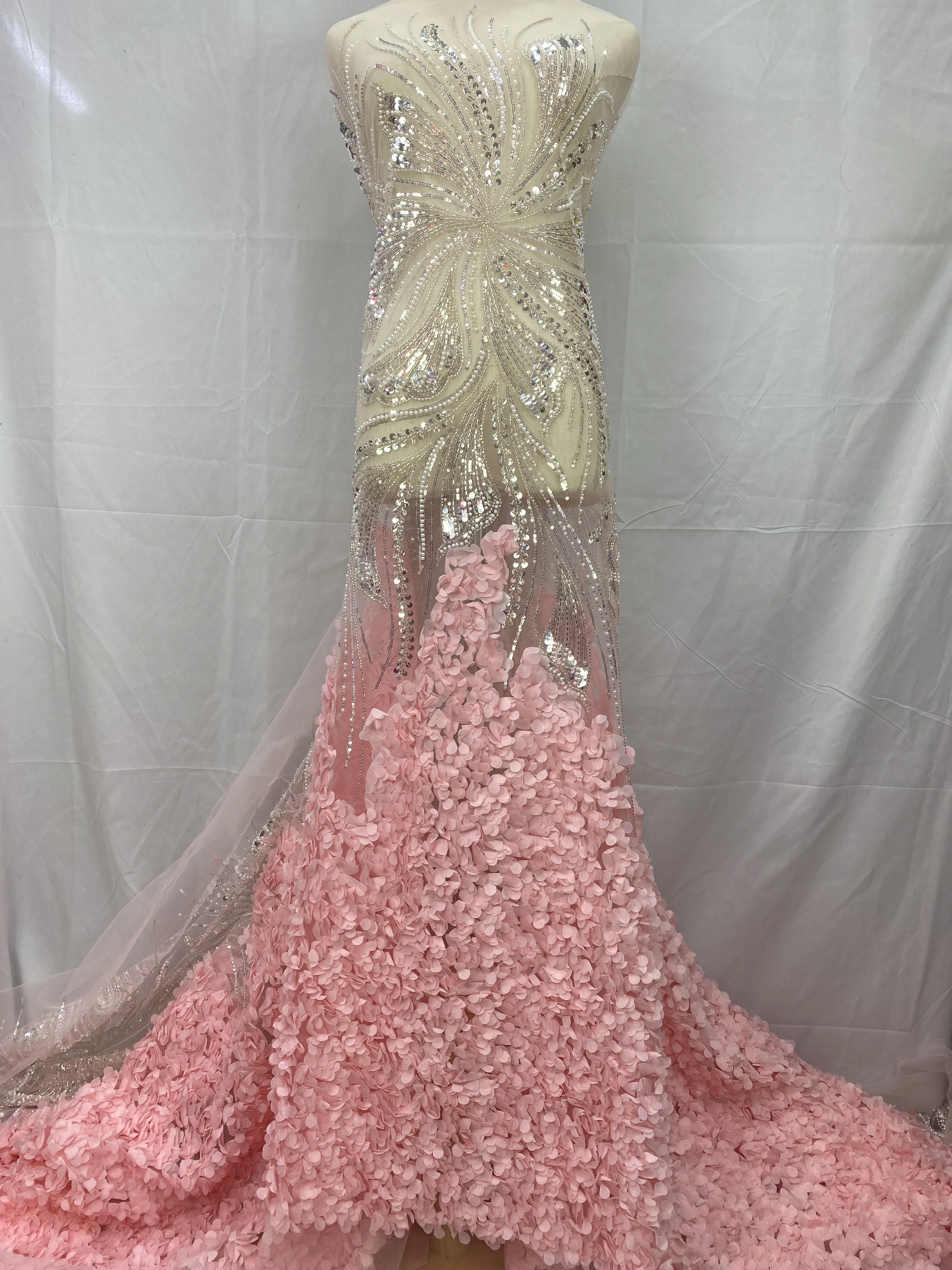 2025 고급 고품질 두바이 시퀀스 메쉬 아프리카 프랑스 소재 신부용 비즈 레이스 원단 웨딩 파티 드레스용