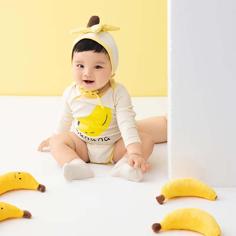 

Banana Themed Baby Photography Clothing Soft Fruit Photo Props 100 Days Baby Jumpsuit + Hat + Socks Set Studio Photo Accessories