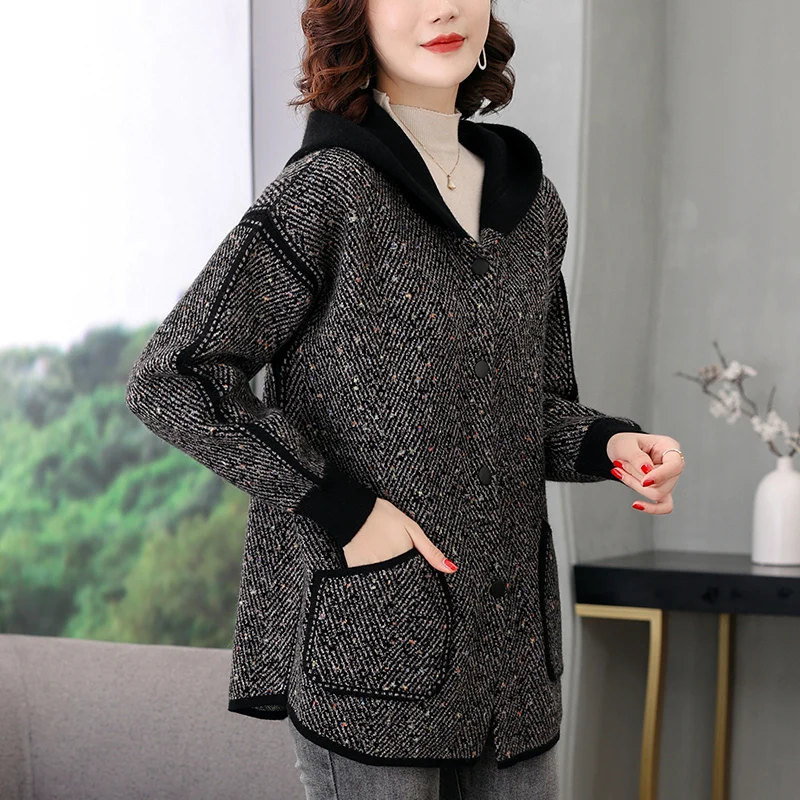 Middle-Aged Elderly Mothers Spring Autumn New 2023 Clothes Hooded Knitting Cardigan Ladies jacket Short Thin Women\'s Sweater