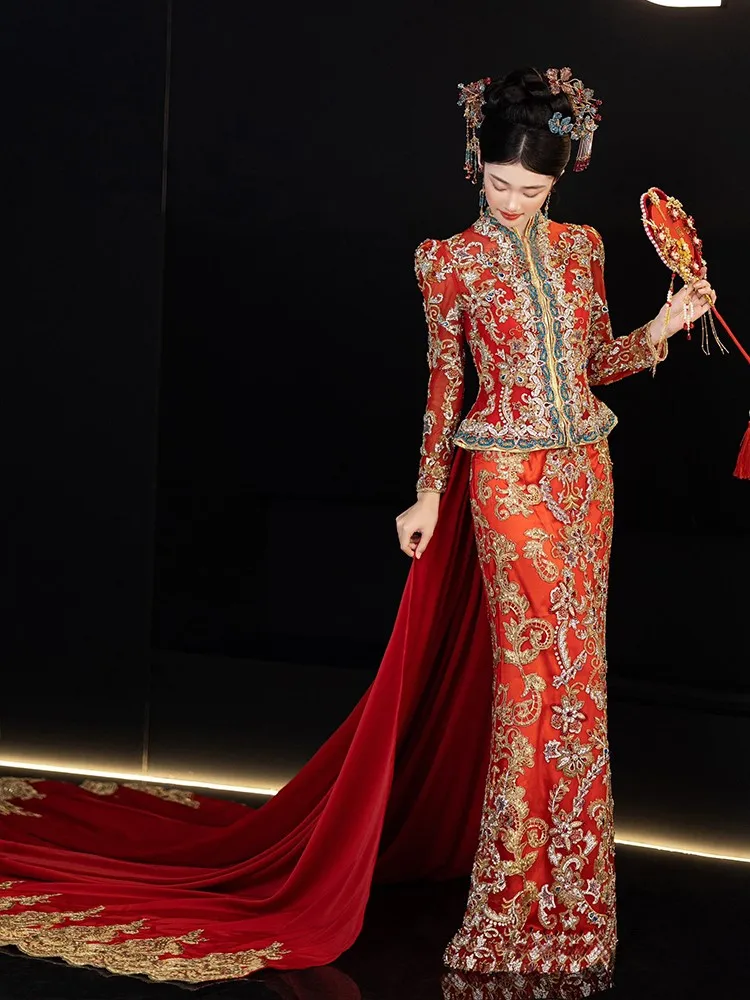 New heavy-duty tail-end dress for brides Chinese-style wedding attire toasting and light luxury