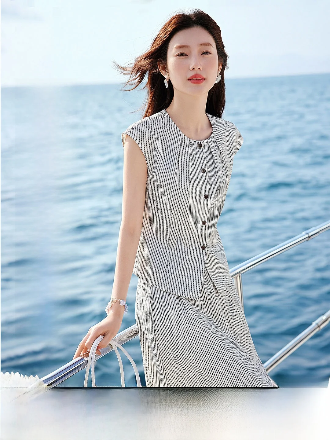 

Xin Fei Yu Women's Summer 2026 Stripe Shirt Set Short Sleeve High Waist Skirt Casual Style Breathable Cotton Two-Piece Suit