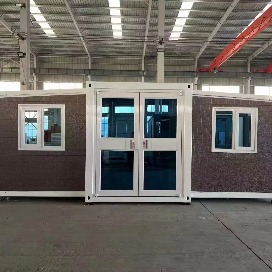 2025 New Luxury 20 Ft 40 Ft Ready-Made Expandable Container House 3 Bedroom Prefabricated Shipping Portable Shops Flat Pack