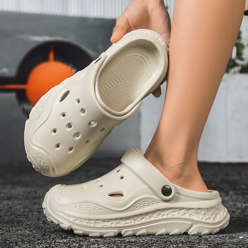 Men's and Women's Couple Models, New Summer Outdoor Beach Shoes, Casual Closed-Toe Dual-Purpose Water Sandals and Slippers