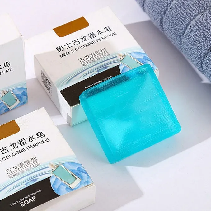 

45 г. Мыло с эфирными маслами и ароматом одеколона, стойкое, ароматное, устраняет неприятный запах тела, глубоко очищает, увлажняет, освежает, унисекс.