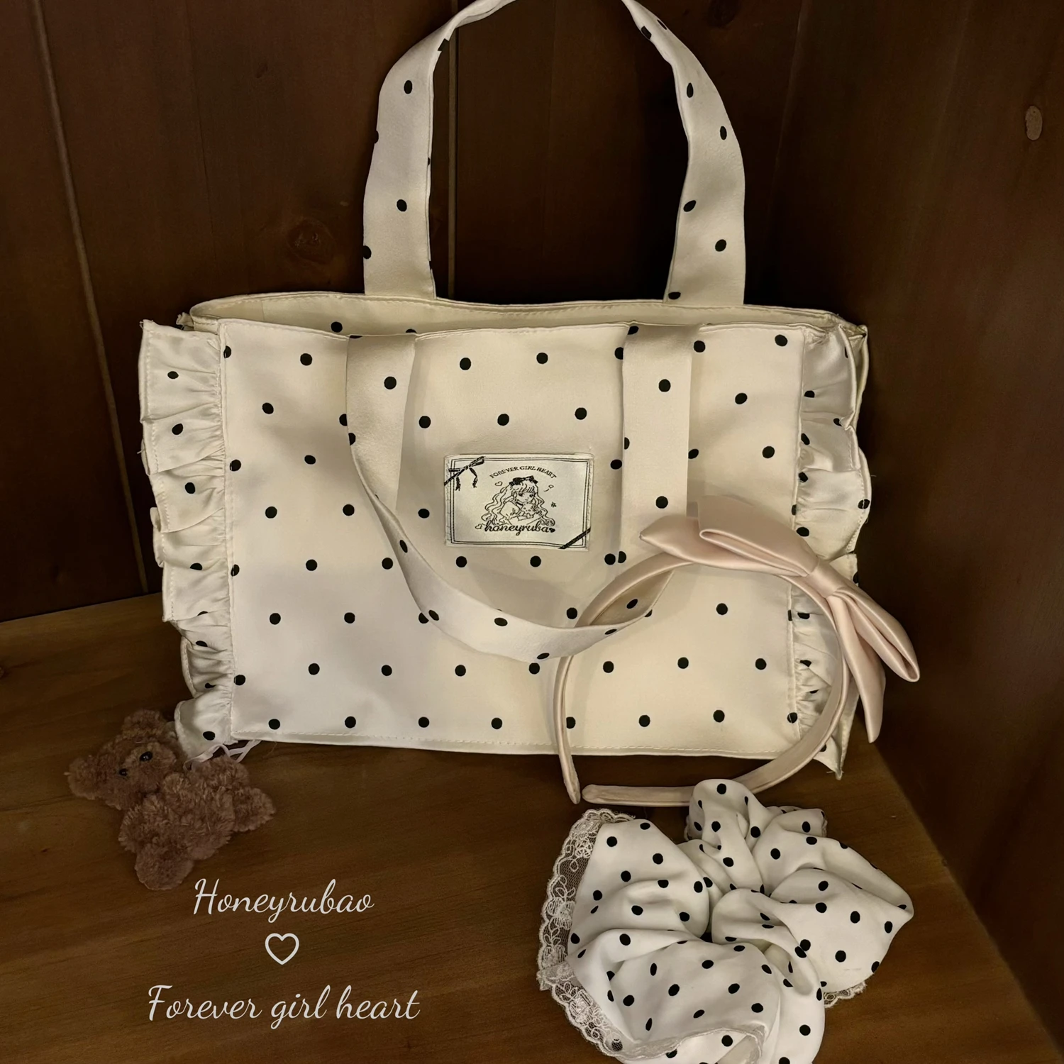 

Japanese Style Exquisite Satin Polka Dot Handbag for Girls Cute Japanese Tote Bag with Ruffles Fashion Shoulder Bag for Women