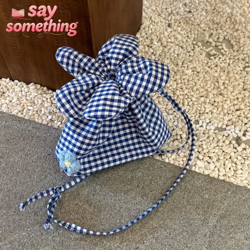 

Retro Flower Plaid Drawstring Bag Cute Printing Small Crossbody Bag Cloth Storage Bag Shoulder Bags Small Crossbody Bag