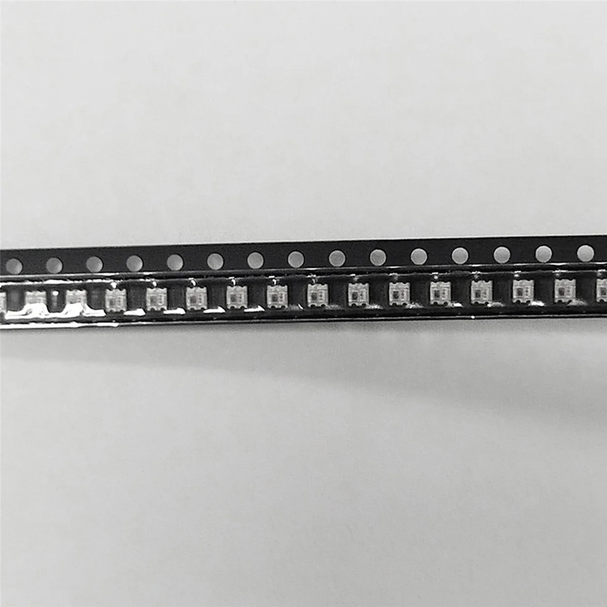 A72Z 800Pcs WS2812 2020 LED Chip 4Pins Mini Weiß PCB Adressierbare Digitale RGB Voll Farbe LED Chip DC5V für LED Streifen Bildschirm