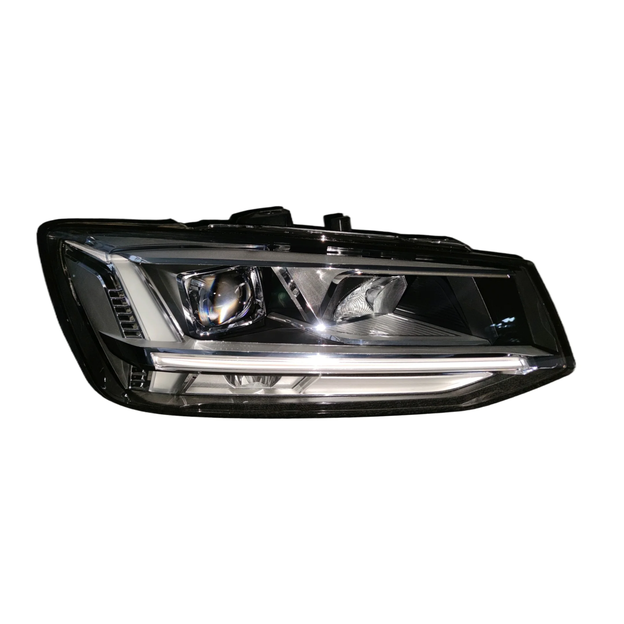 

Suitable for High-quality Automatic Lighting System LED Headlights of Audi Q2 Cars