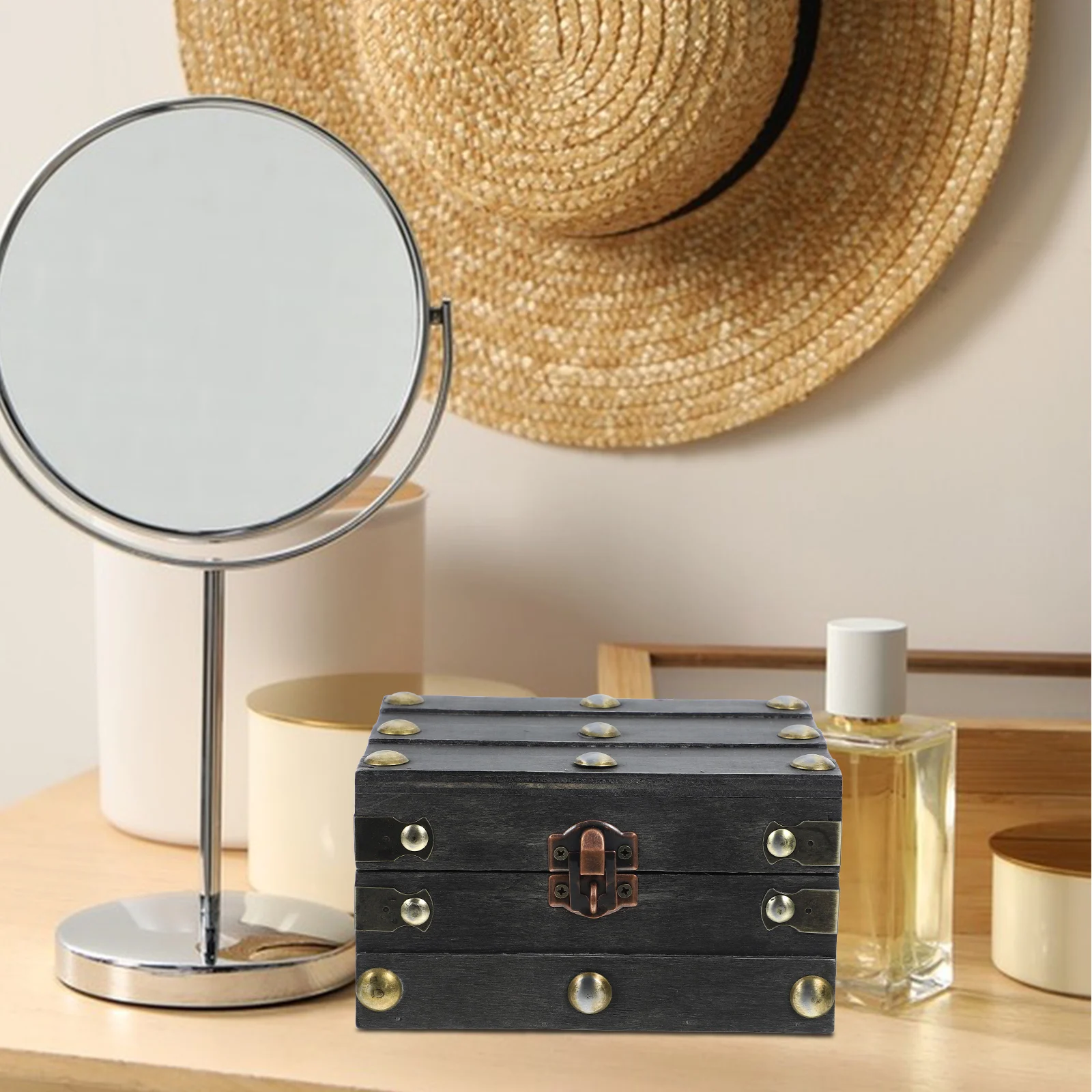 

Pirate Treasure Chest Jewelry Box Storage 6814A-01 Vintage Wooden Keepsake Box for Rings Earrings Necklaces Bracelet Souvenir