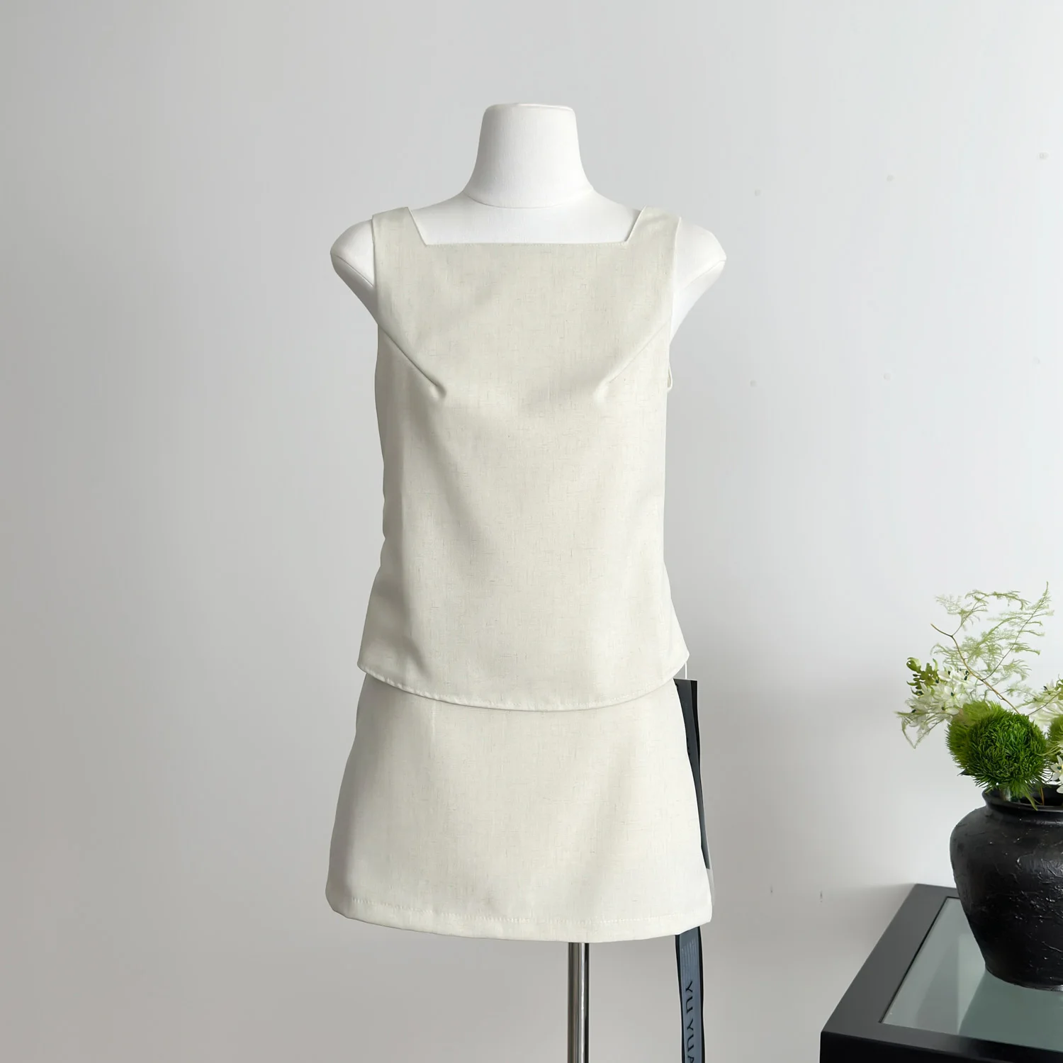 

Женский летний элегантный костюм с юбкой из двух предметов, женская уличная одежда с круглым вырезом, без рукавов, на шнуровке сзади, жилет, топ + юбка трапециевидной формы с высокой талией