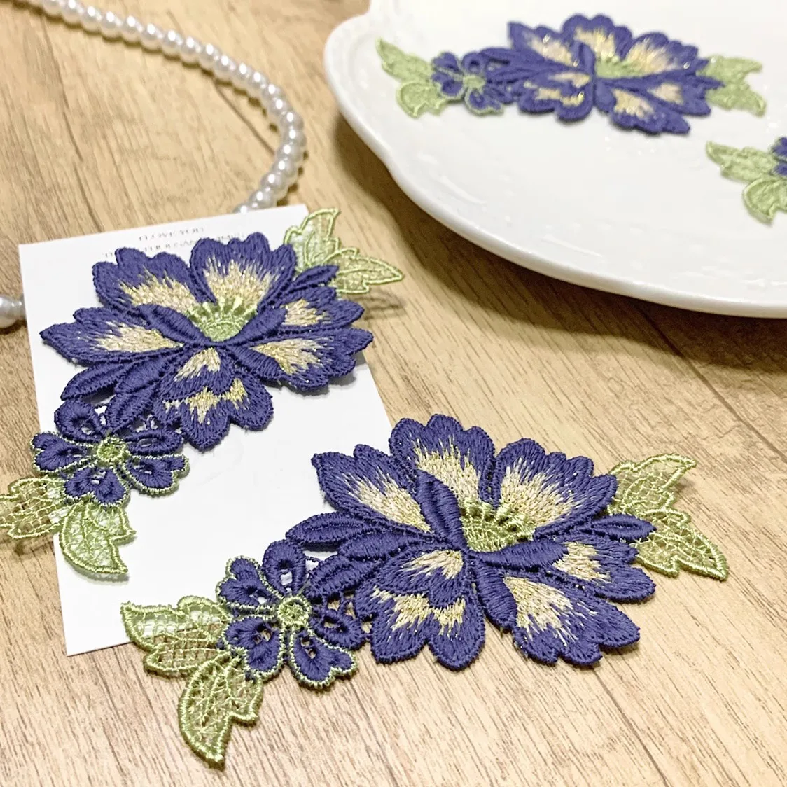 4Pcs/Lot 6*12cm Shiny Blue Gold Flower Hollow Gradient Sewing Motif Venise Lace Applique for Garment Embroidery Lace Patches