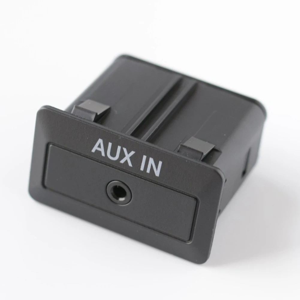 

For MAZDA AUX Audio Socket TD7466DFX Ideal For CX 9 2006 2012 For MAZDA 3 2009 2012 For MAZDA 6 2006 2011 Car Sockets Parts