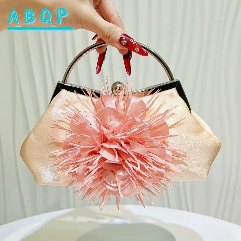 

New Dinner Women's Bag Flower Shape Dinner Party Women's Handbag 3D Personality Fashion Casual Women's Shoulder Crossbody Bag