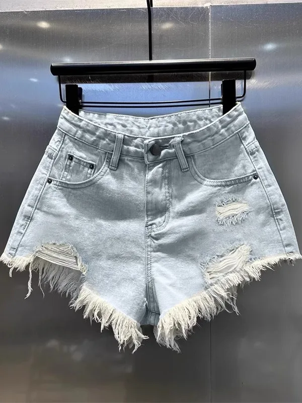 

Retro Distressed Low Waist Uneven Thin Denim Shorts Sexy Design Sensation Three-quarter Length Unique Popular Hot Pants Women