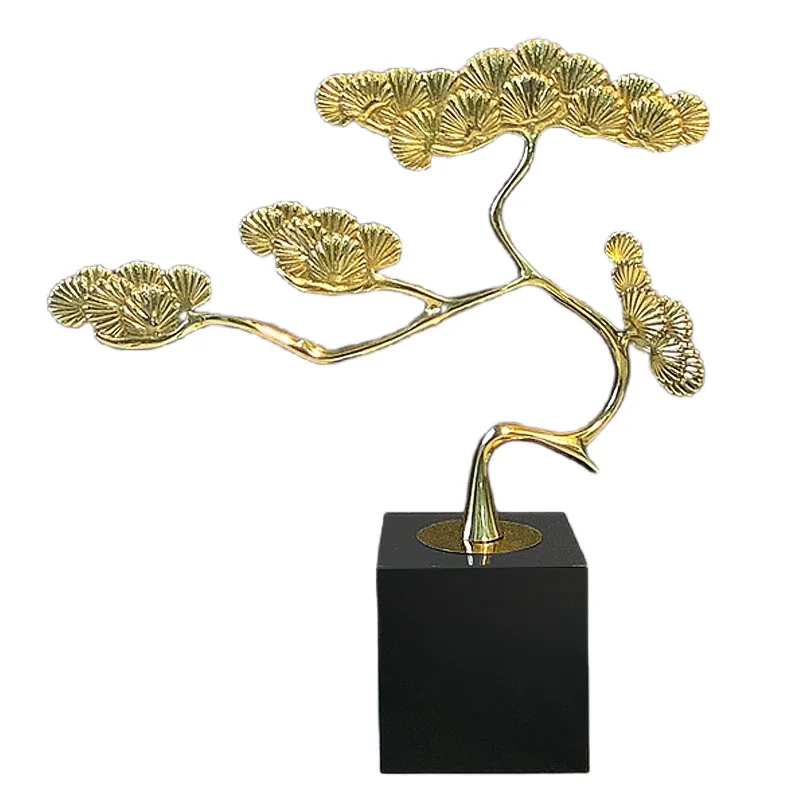 

New Chinese brass welcome pine ornaments, office fortune, light luxury, high-end new home, living room, wine cabinet, porc