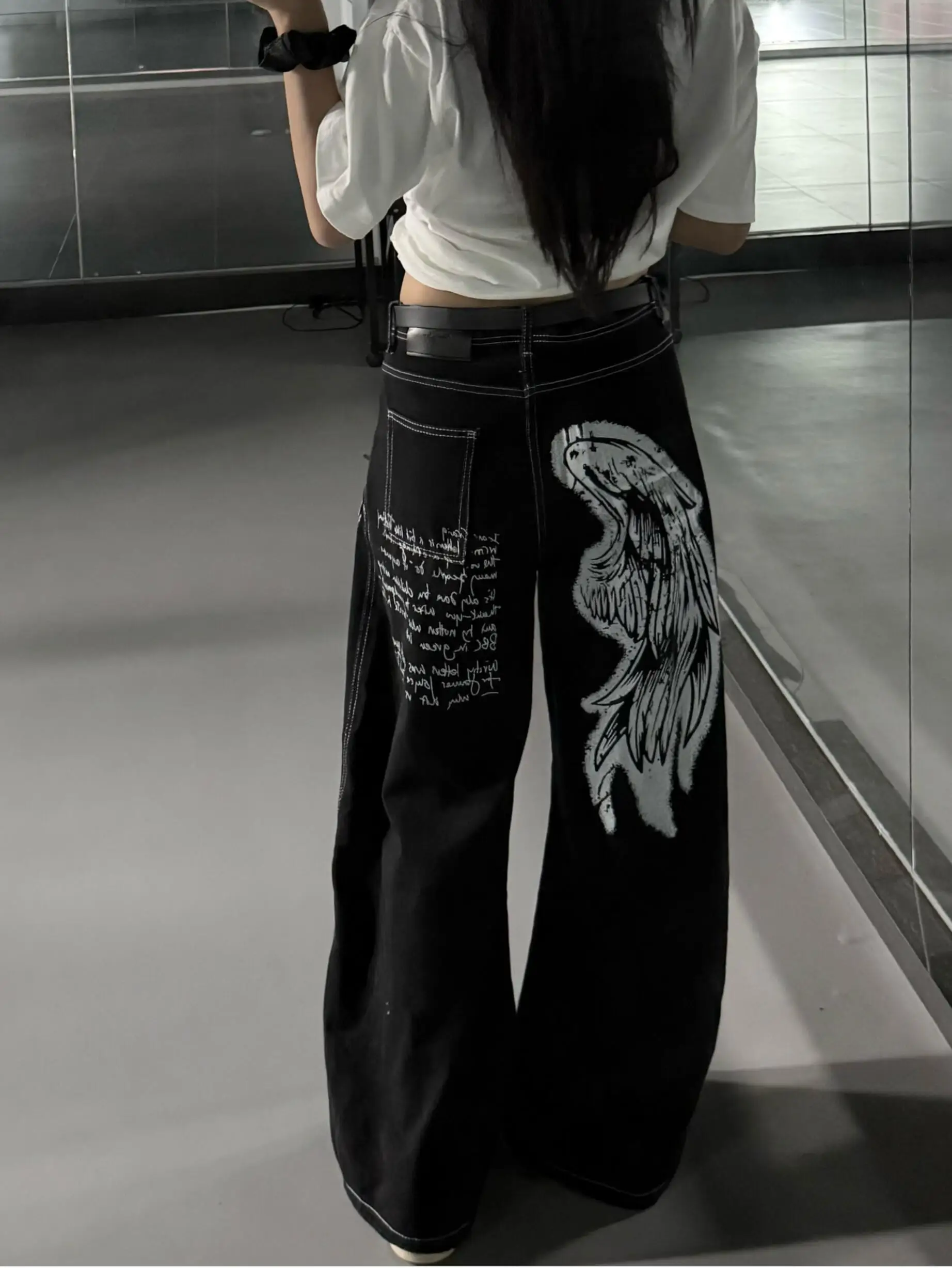 American Style Loose Wide Leg Jeans Men's Women's Floor-Length Trousers with Wing Letter Graffiti Scimitar Design Non-Shrinking