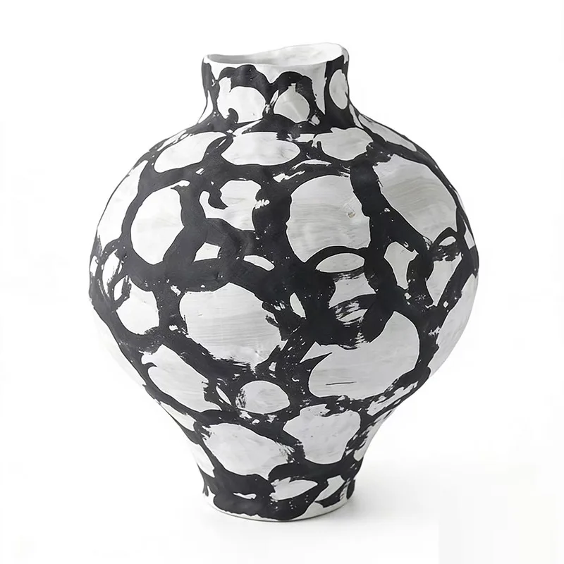 French medieval ceramic black vase New Chinese flower arrangement circle pottery pot flower ware dining table decoration