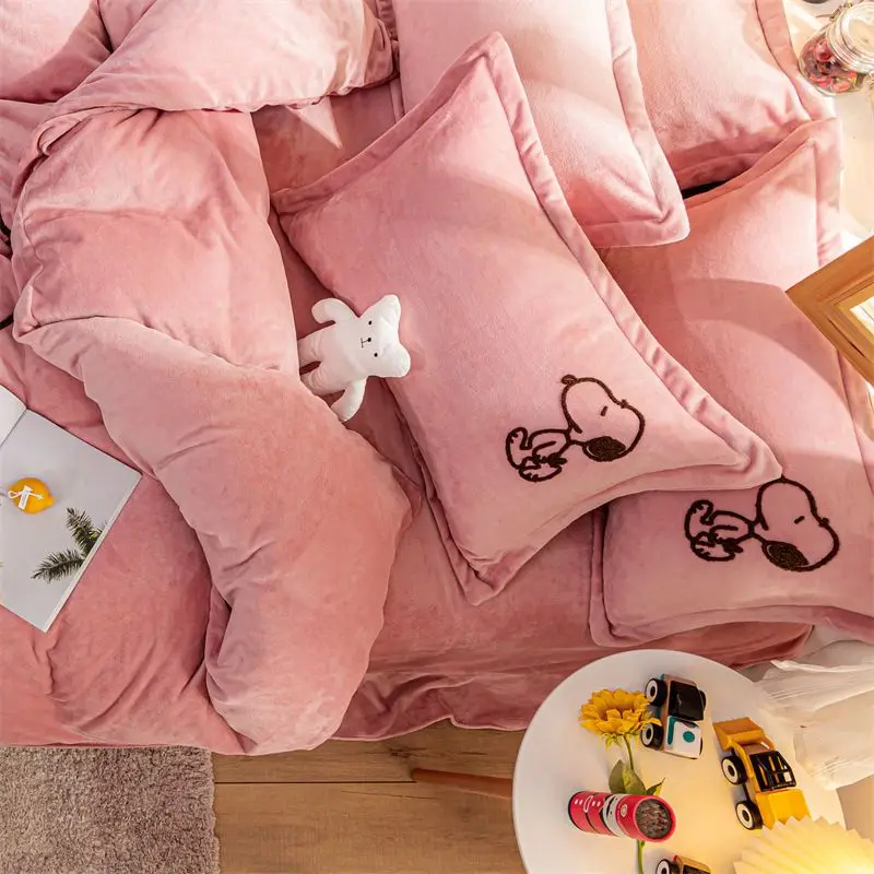 Snoopys Cute Coral Fleece Four Piece Set Winter Double Sided Fleece Duvet Cover Children'warmth Three Pieceset Flannel Bed Sheet